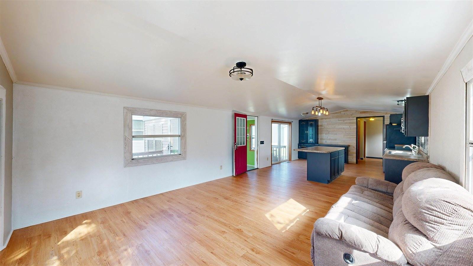 5327 South Sandpiper, La Crosse, WI 54601