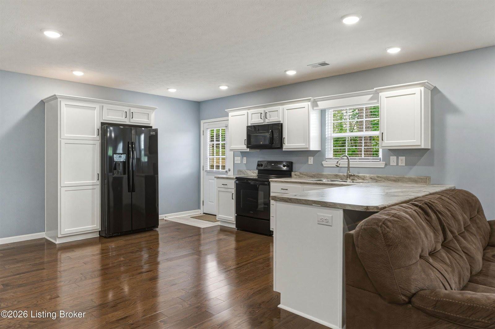 150 Michael Ln, Brandenburg, KY 40108