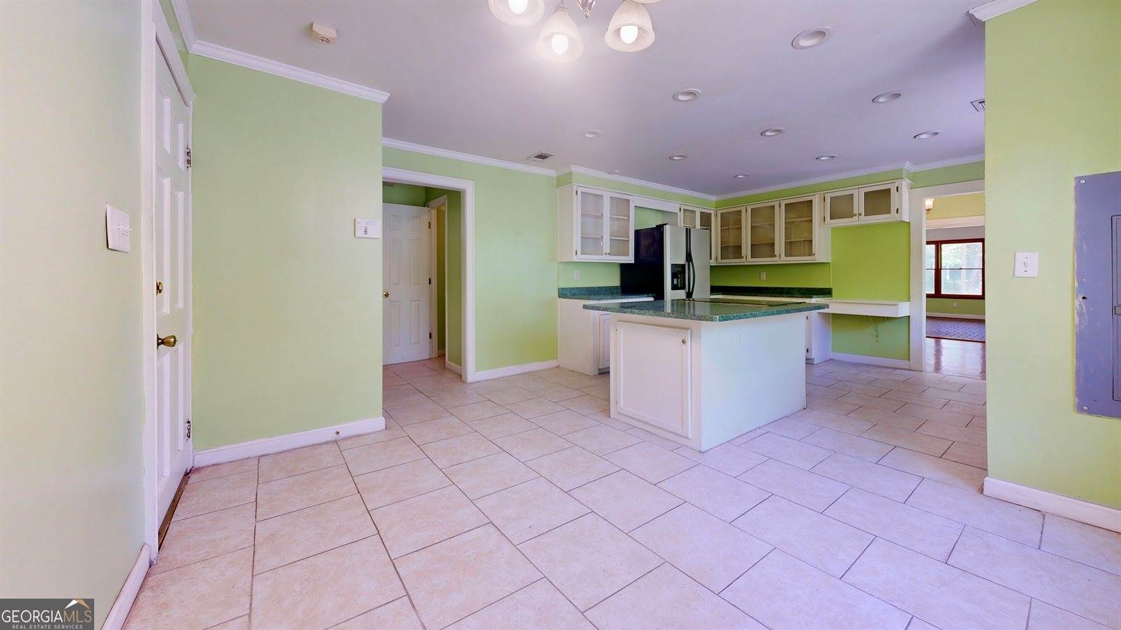 1005 Seminole Trail, Waycross, GA 31501