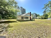 1005 Seminole Trail, Waycross, GA 31501
