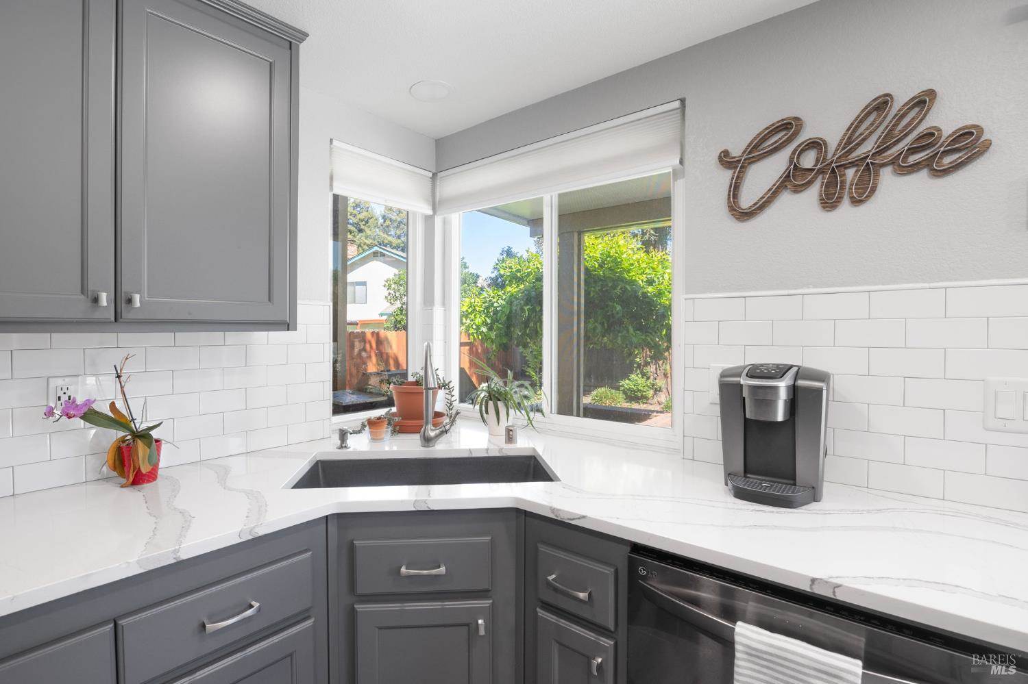331 Bridgeport Court, Vacaville, CA 95687