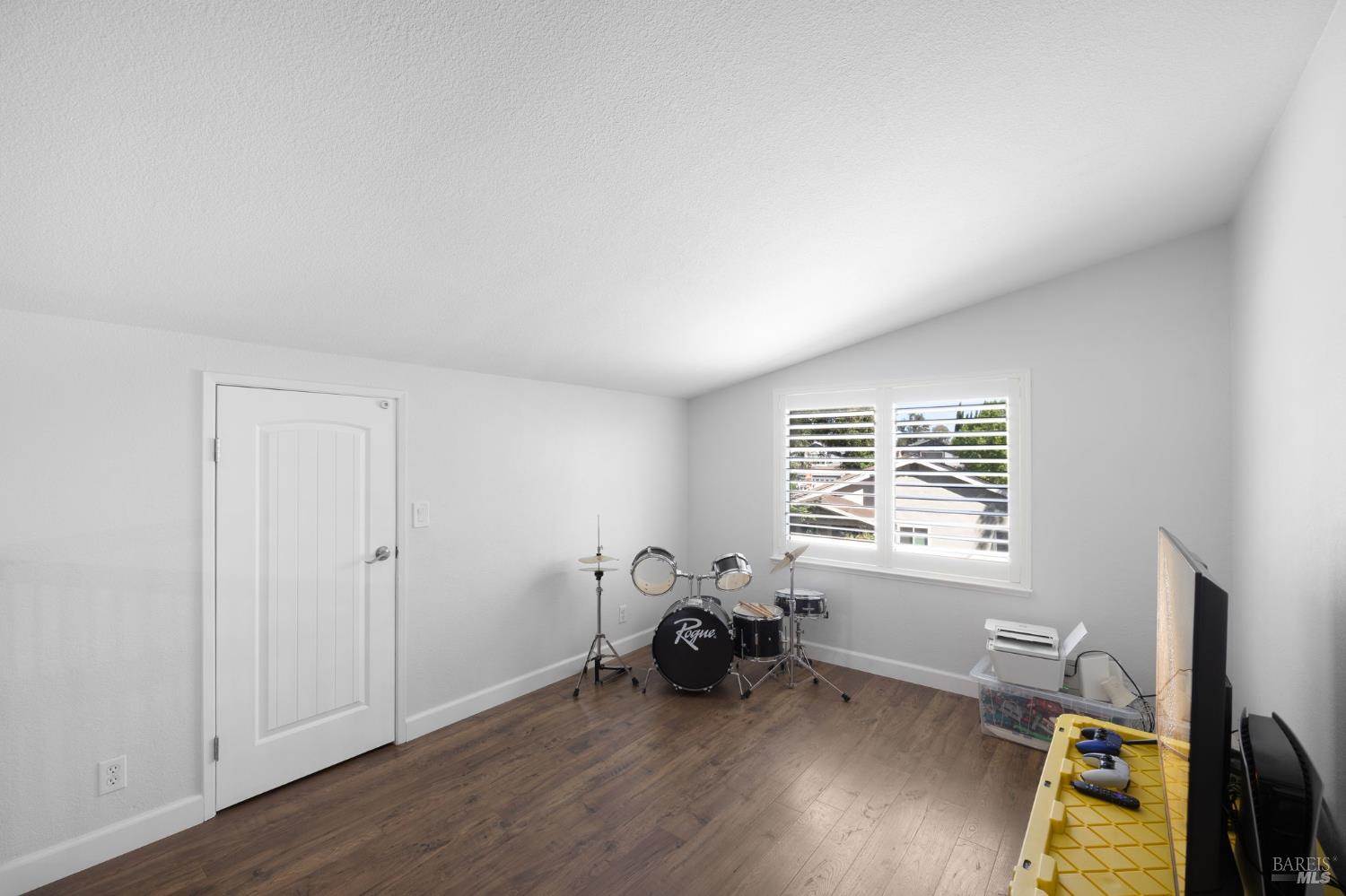 331 Bridgeport Court, Vacaville, CA 95687