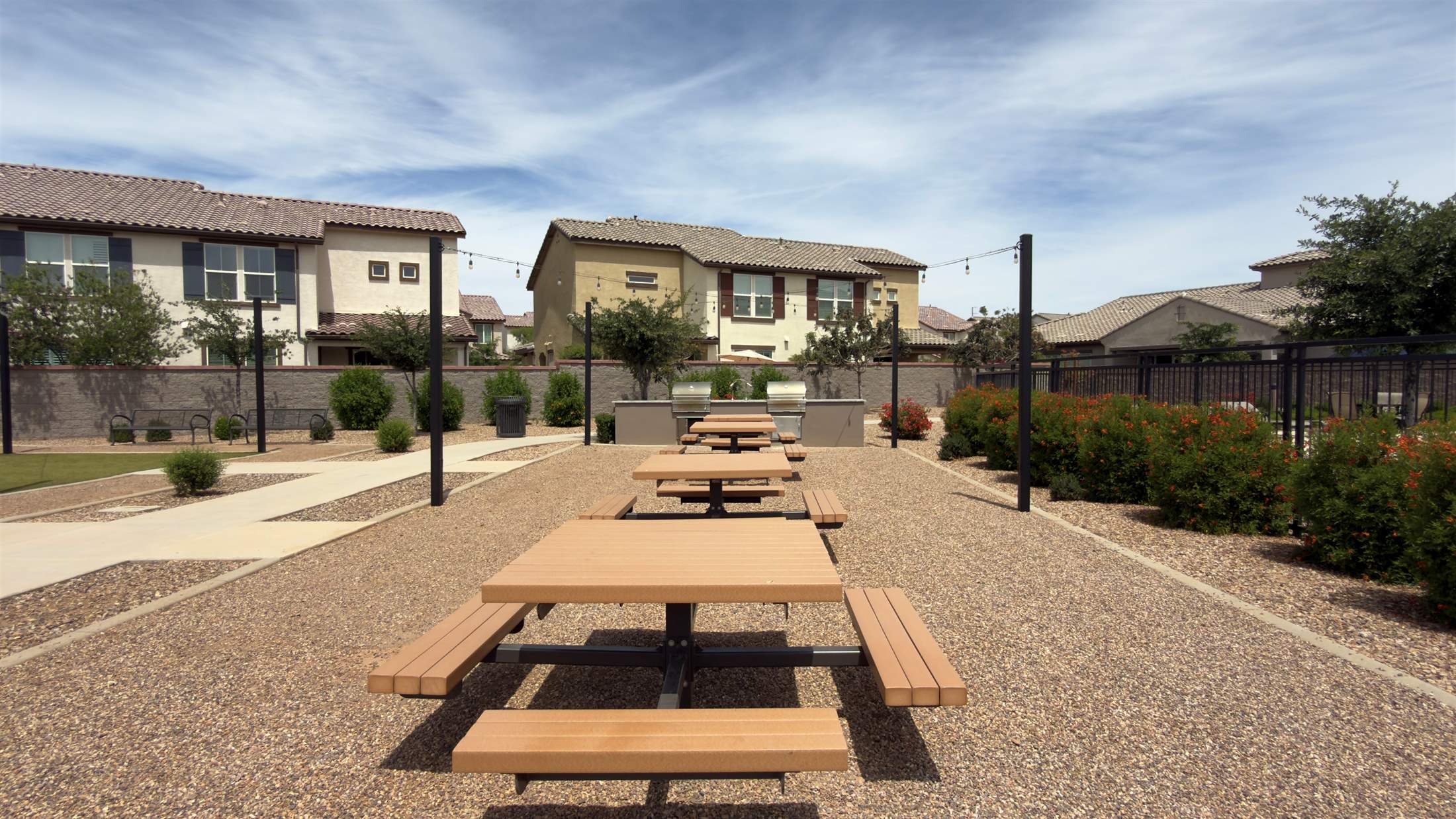 1255 N Arizona Ave, Chandler, AZ 85225