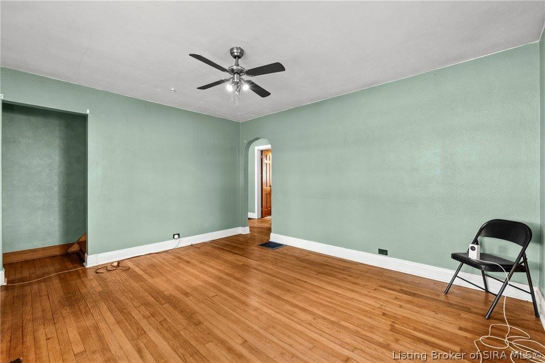 907 Allison Lane, Jeffersonville, IN 47130