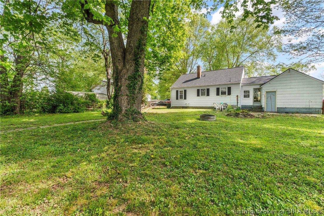 907 Allison Lane, Jeffersonville, IN 47130