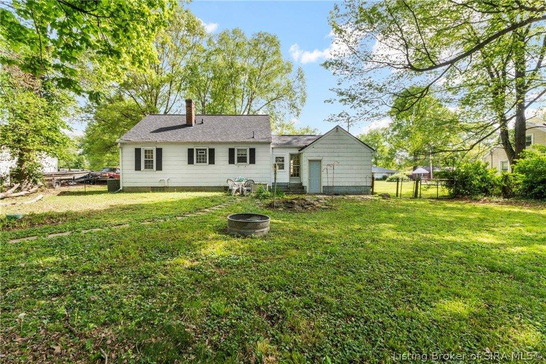 907 Allison Lane, Jeffersonville, IN 47130