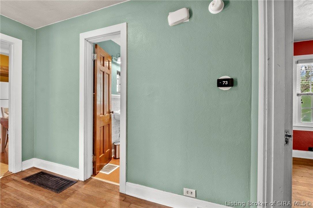 907 Allison Lane, Jeffersonville, IN 47130