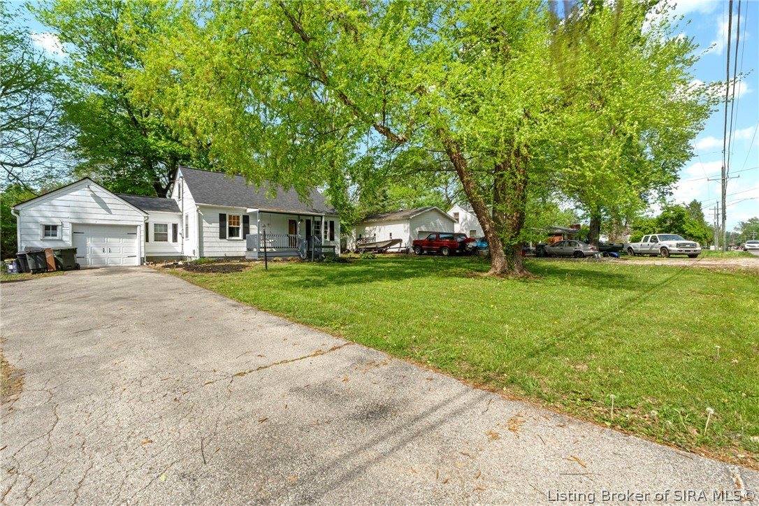 907 Allison Lane, Jeffersonville, IN 47130