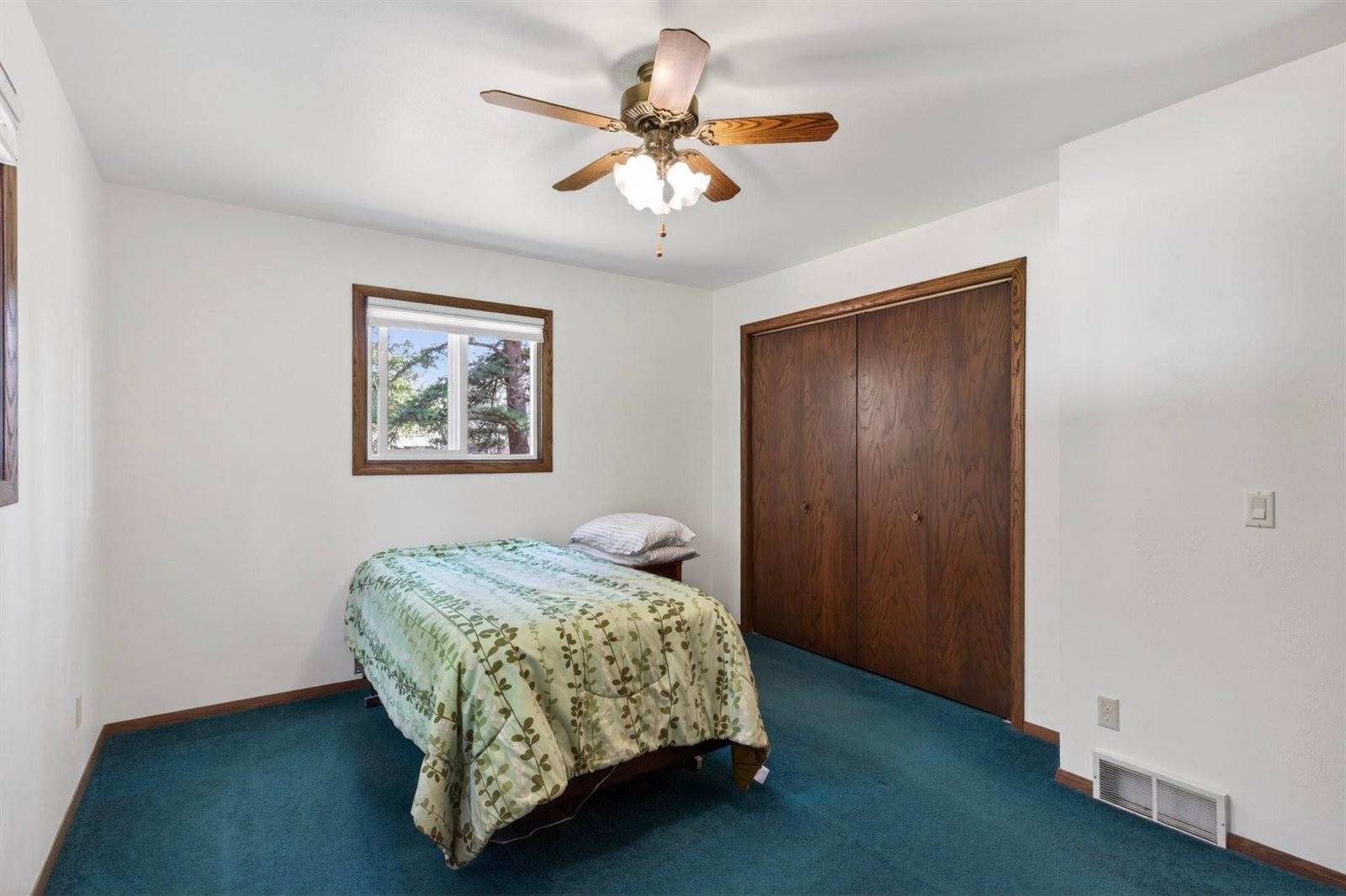 5721 Wintergreen Drive, Wisconsin Rapids, WI 54494