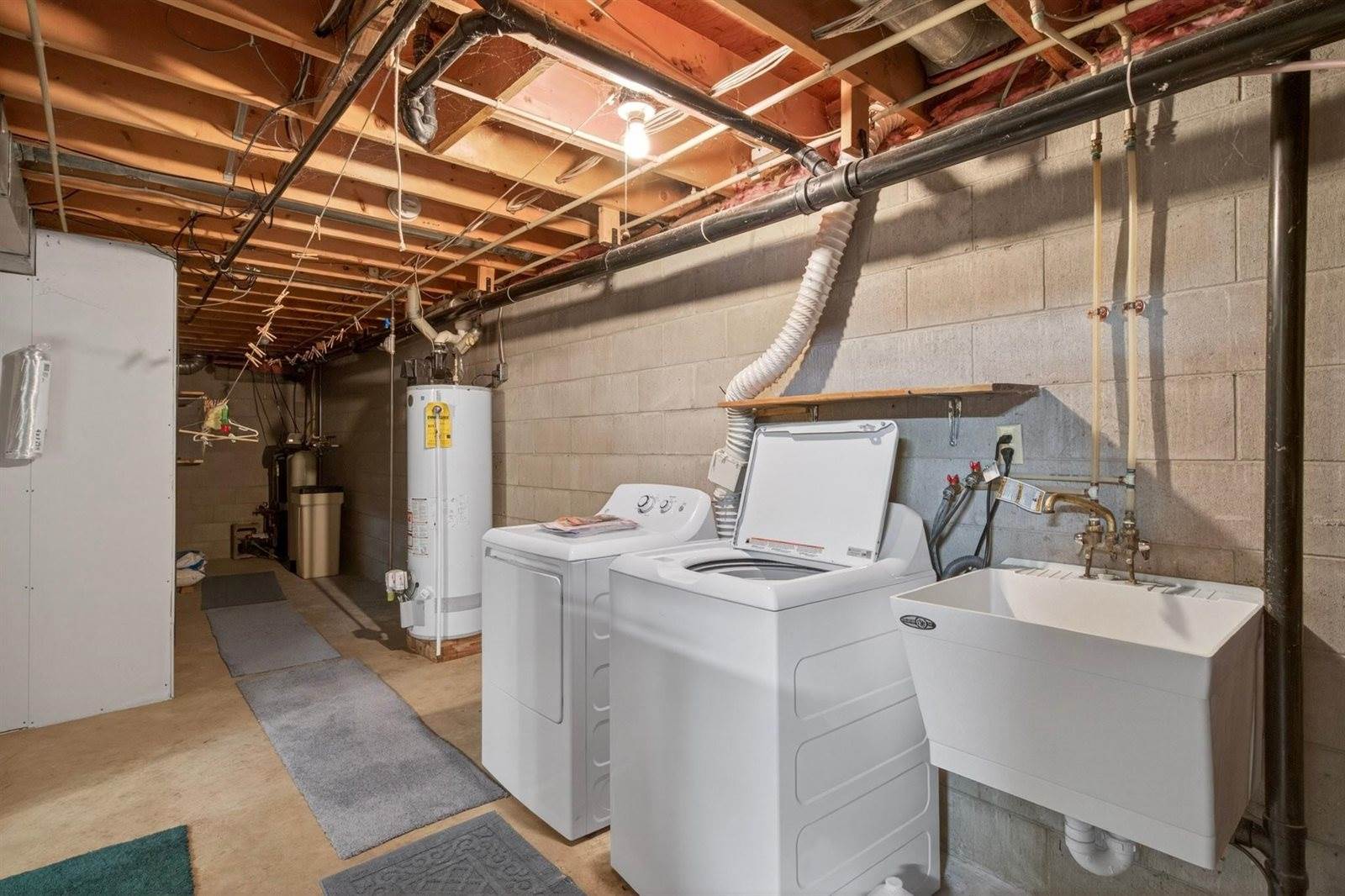 5721 Wintergreen Drive, Wisconsin Rapids, WI 54494