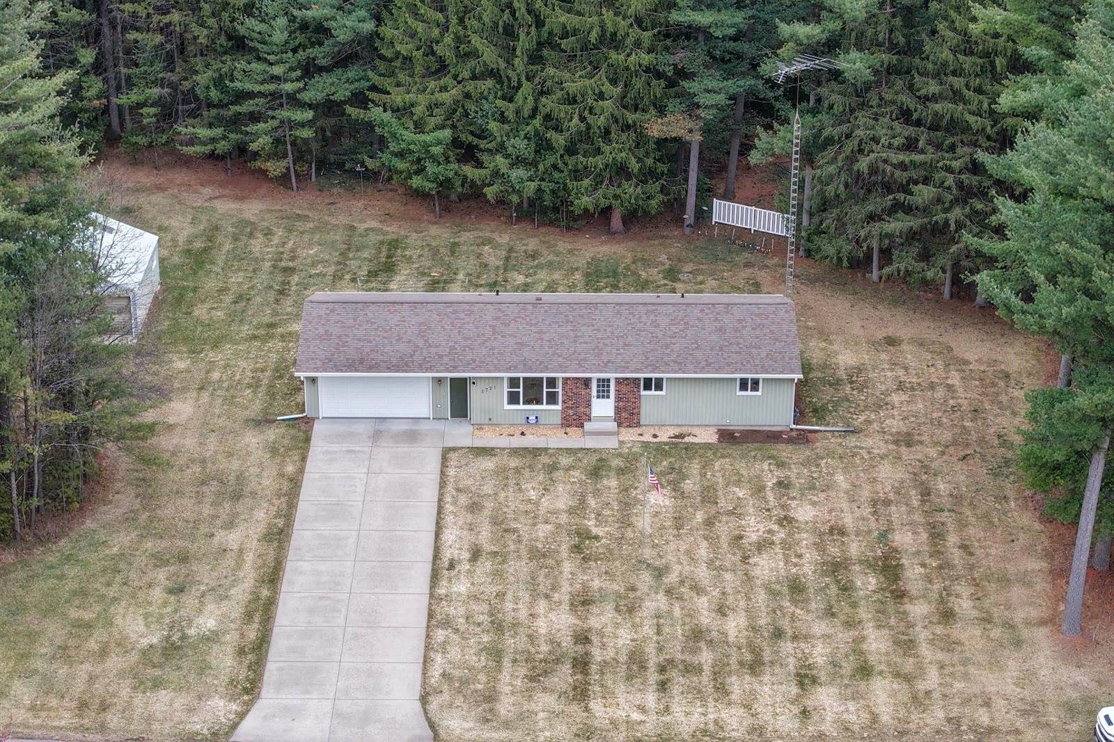 5721 Wintergreen Drive, Wisconsin Rapids, WI 54494