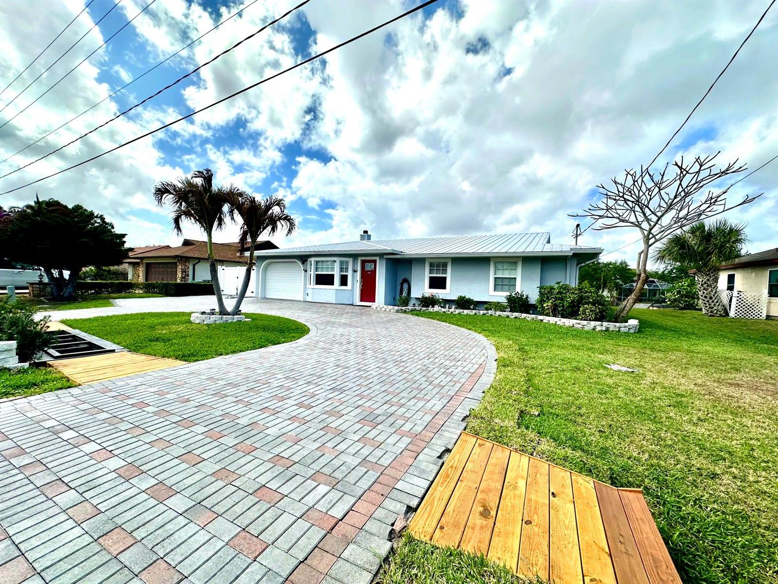 141 NE Sagamore Terrace, Port Saint Lucie, FL 34983