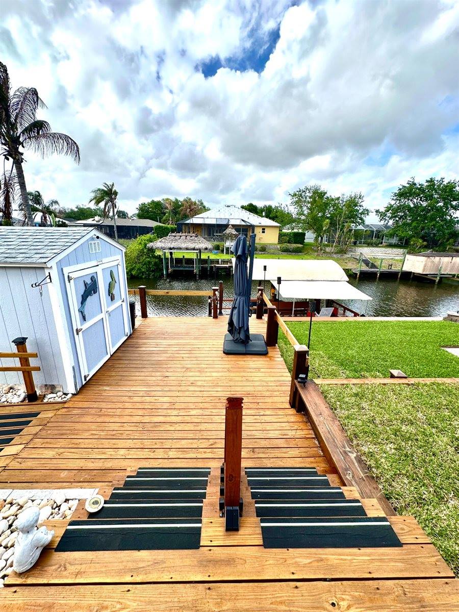 141 NE Sagamore Terrace, Port Saint Lucie, FL 34983