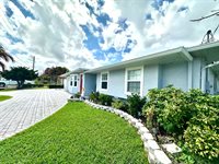 141 NE Sagamore Terrace, Port Saint Lucie, FL 34983