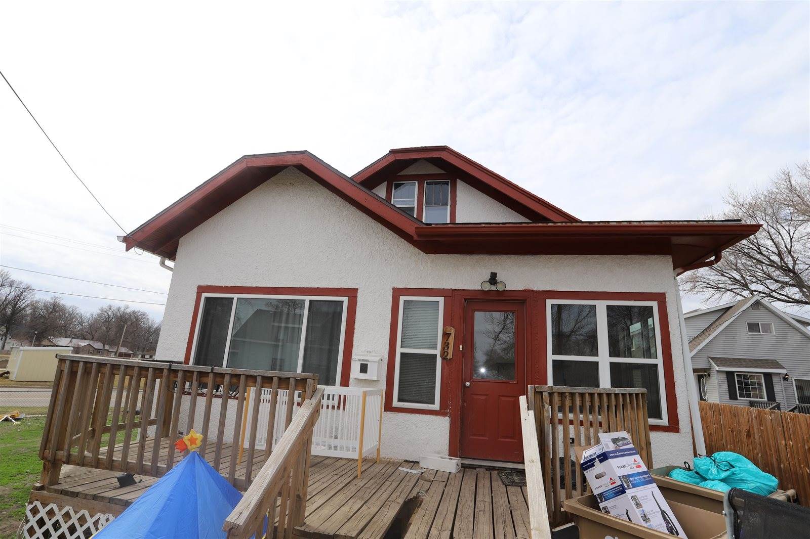 732 Lincoln Ave NW, Minot, ND 58703