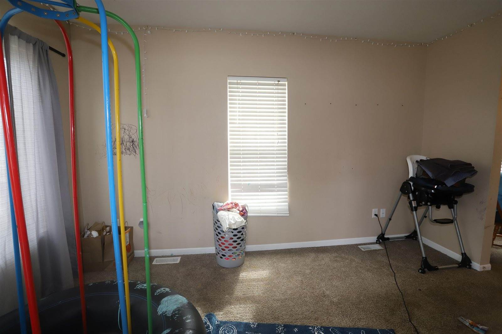 732 Lincoln Ave NW, Minot, ND 58703