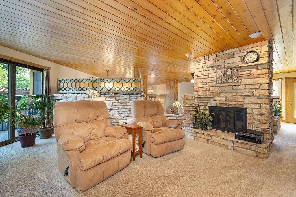 309 4th Ave SE, Mohall, ND 58761