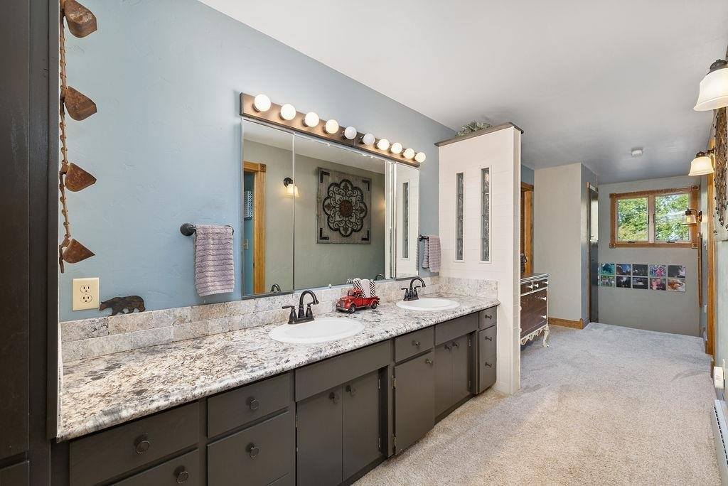 309 4th Ave SE, Mohall, ND 58761