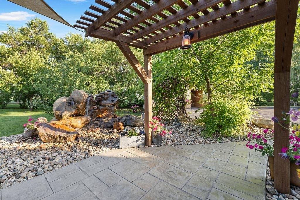 309 4th Ave SE, Mohall, ND 58761