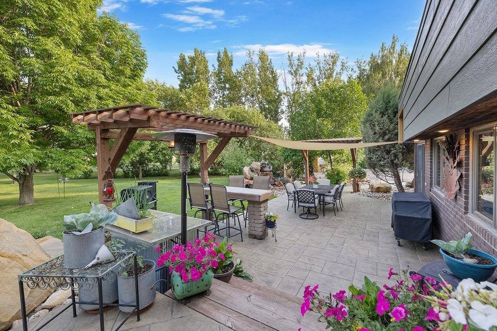 309 4th Ave SE, Mohall, ND 58761