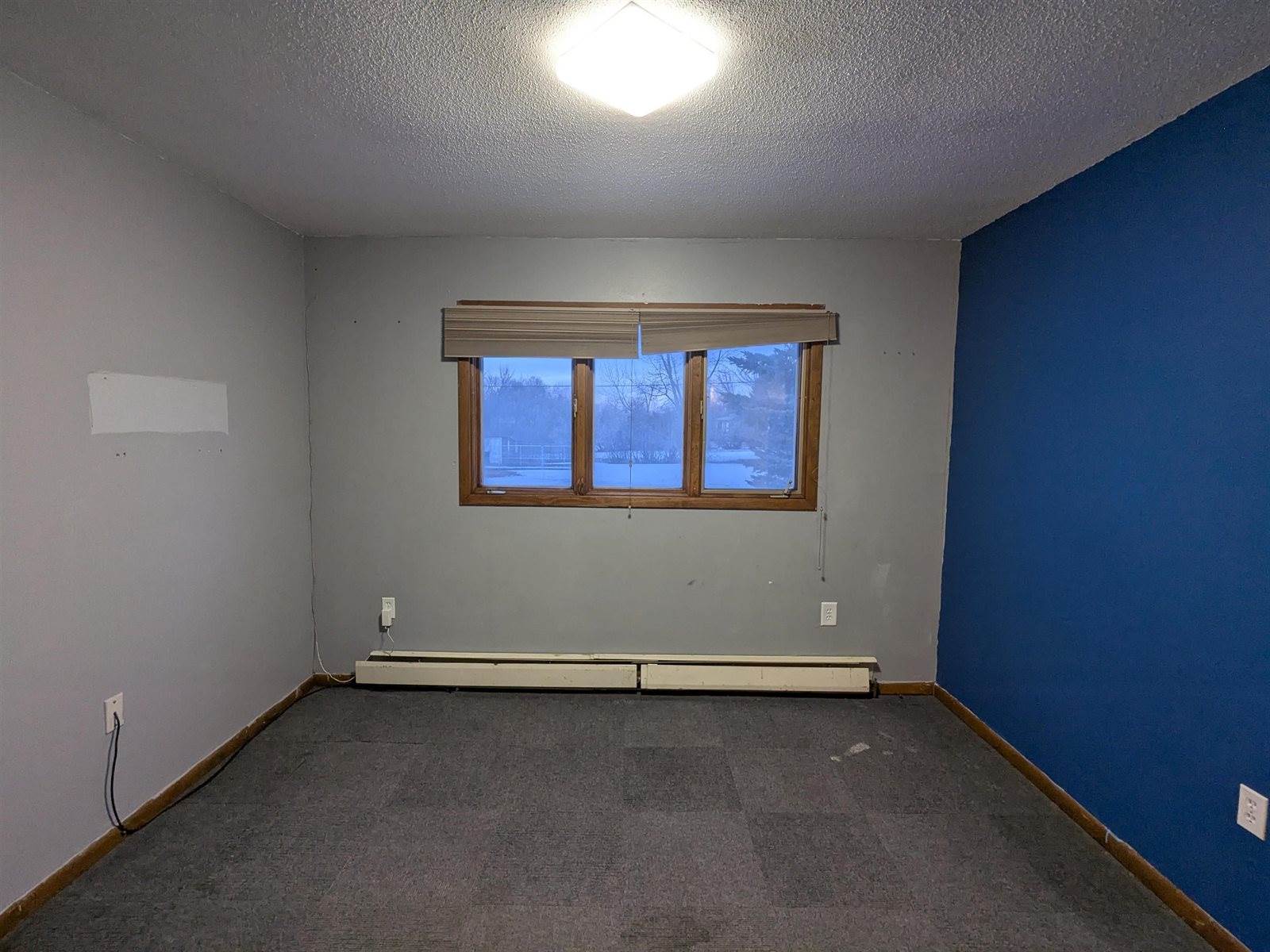 301 6th St NE, Mohall, ND 58761