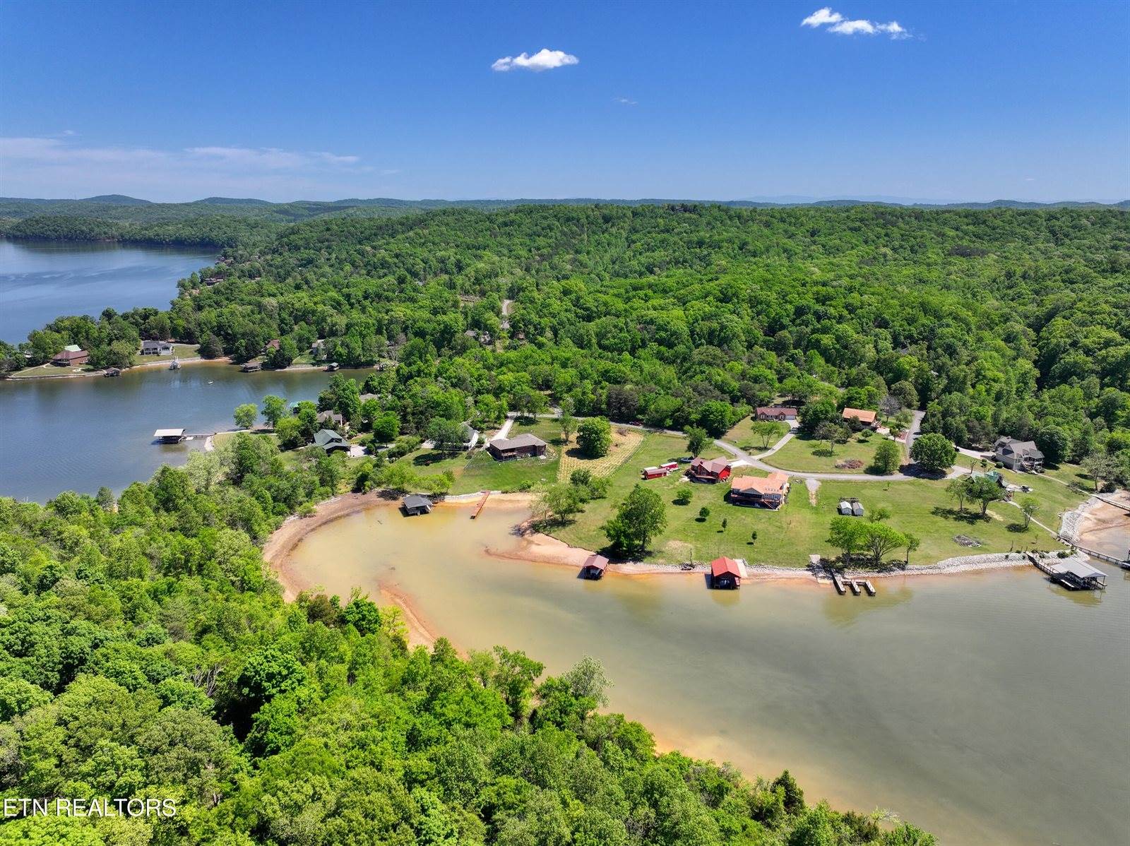 160 Cherokee Circle, Ten Mile, TN 37880