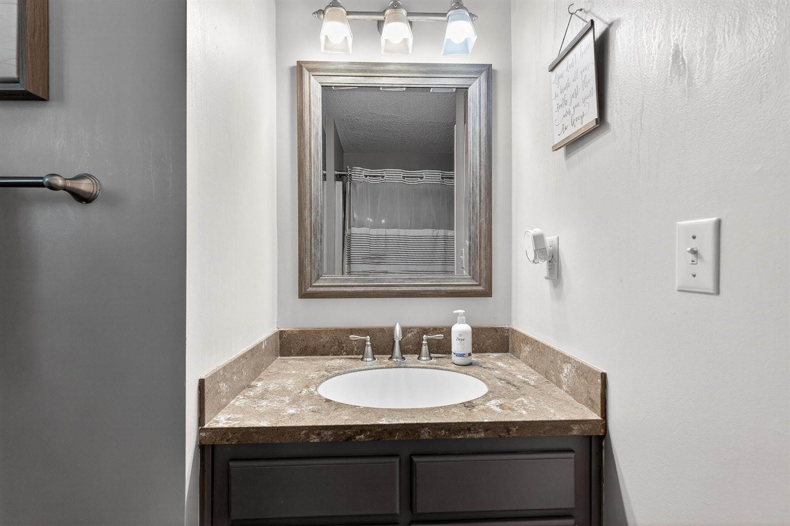 12248 Tanglewood Lane, Pickerington, OH 43147