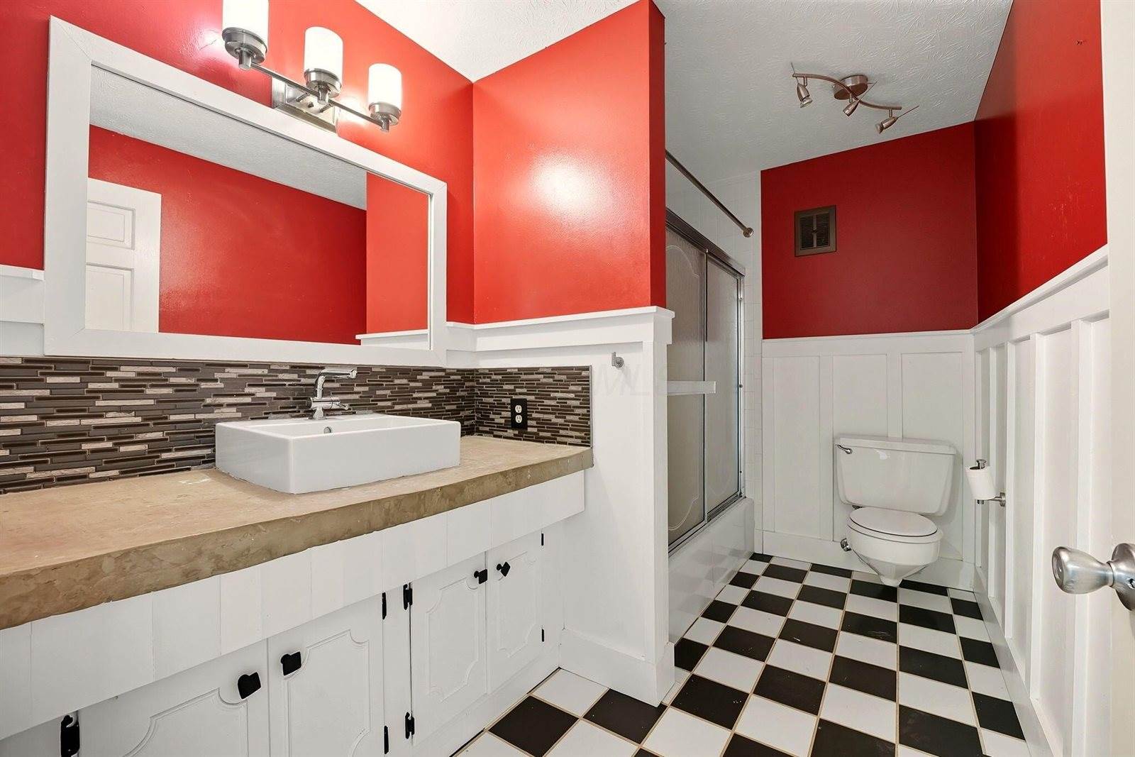 5366 Yorkshire Vill Lane, # B-22, Columbus, OH 43232