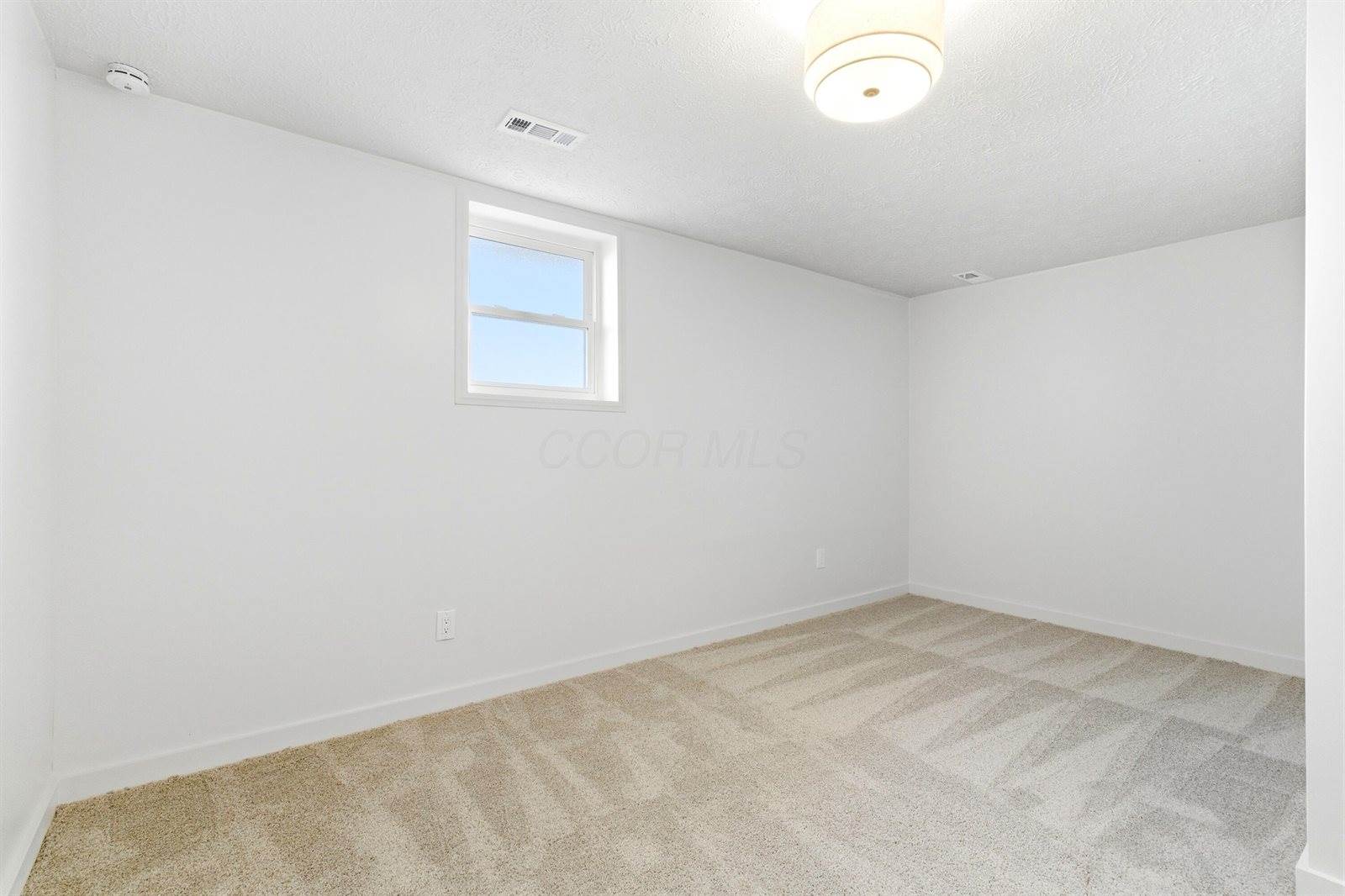 105 Crown Hill Court, Columbus, OH 43230