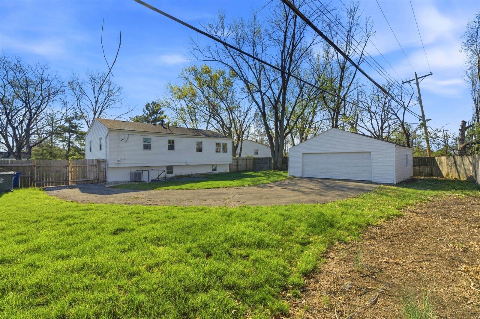 105 Crown Hill Court, Columbus, OH 43230