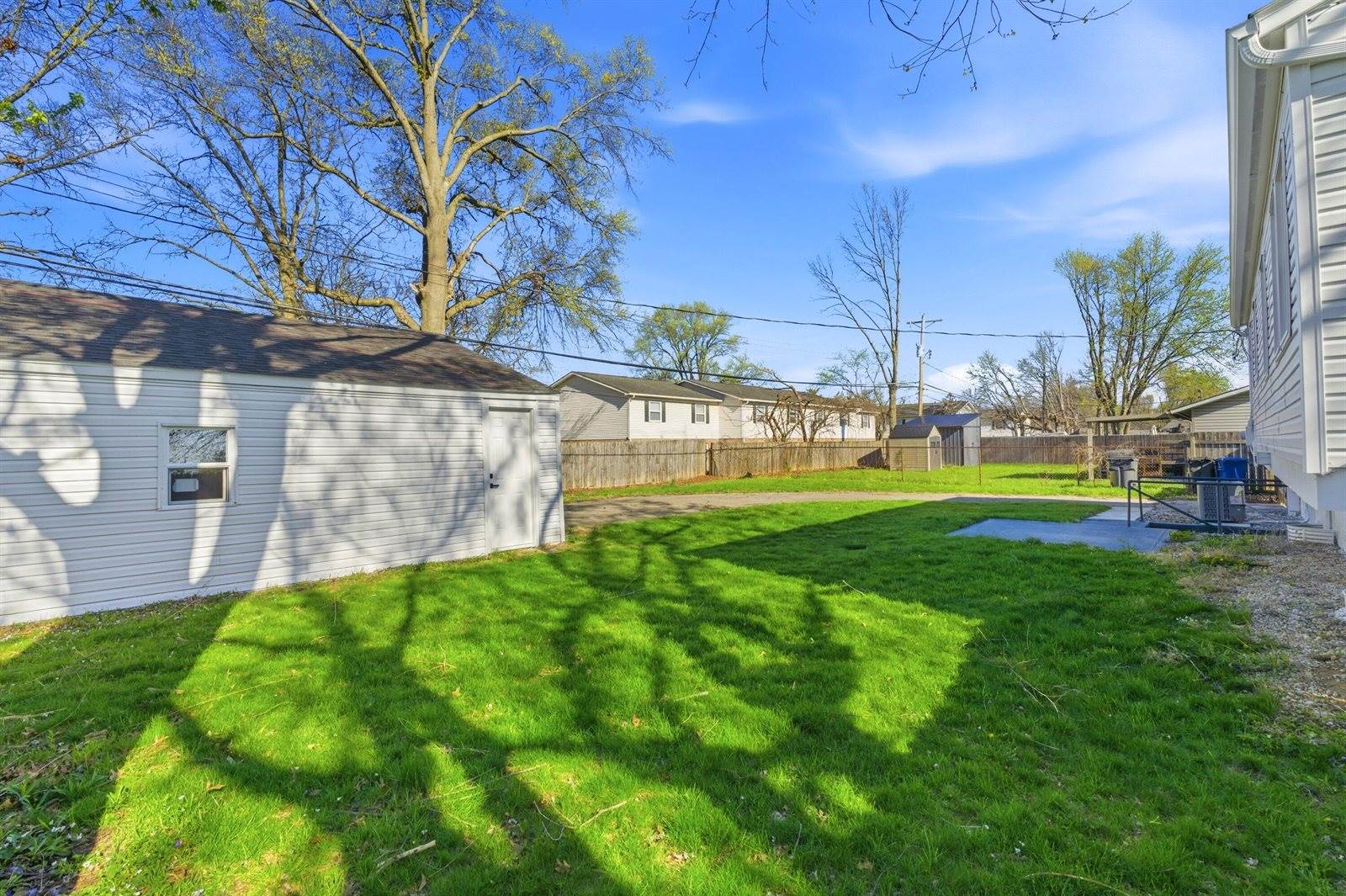 105 Crown Hill Court, Columbus, OH 43230