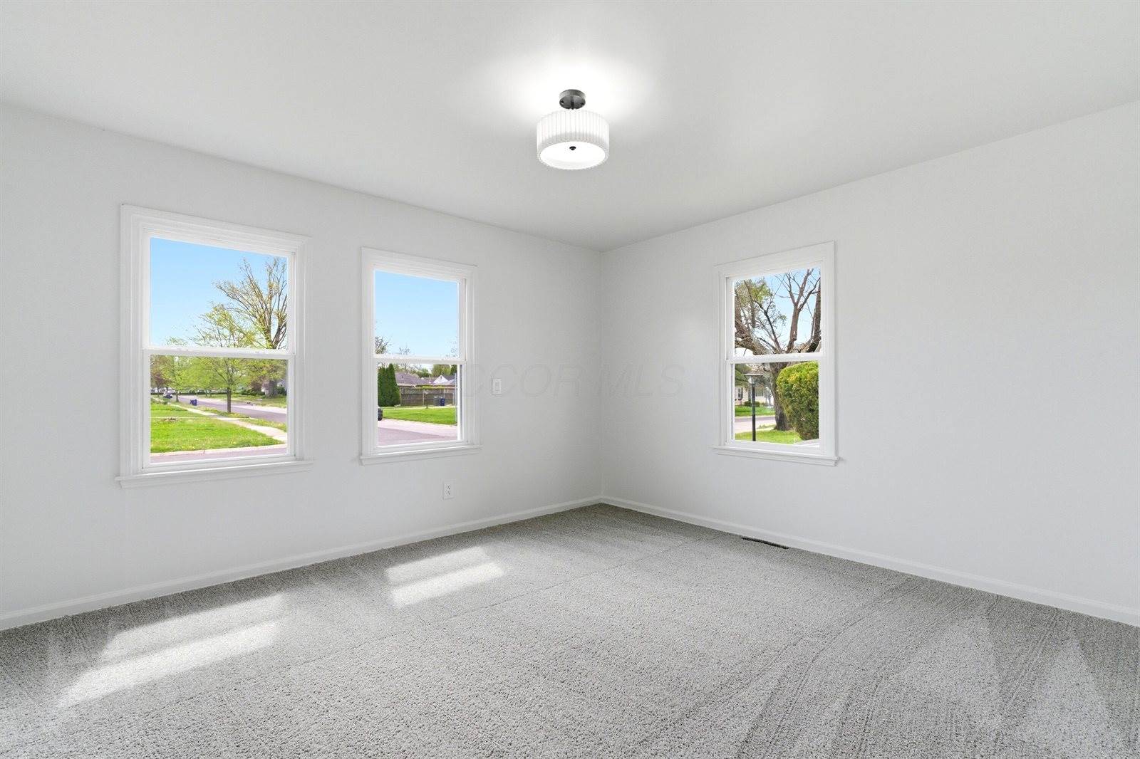 3040 Templeton Road, Columbus, OH 43209