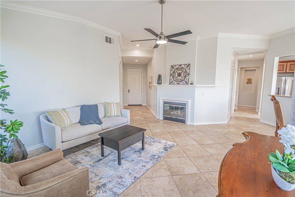 19534 Eleven Court, Newhall, CA 91321