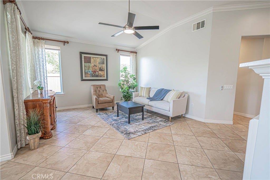 19534 Eleven Court, Newhall, CA 91321