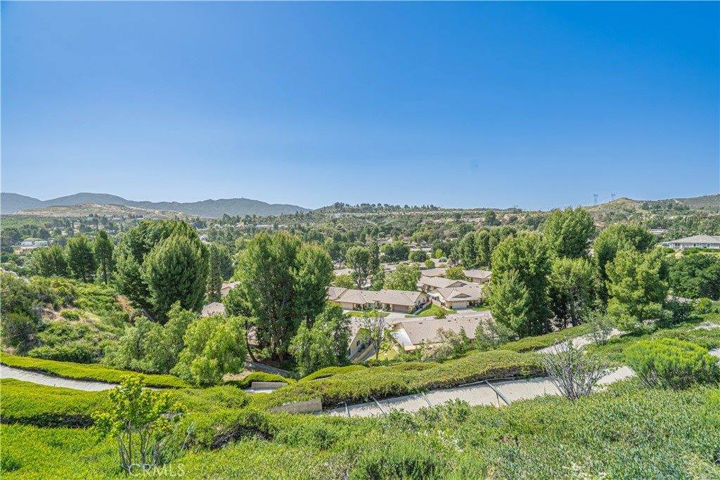 19534 Eleven Court, Newhall, CA 91321