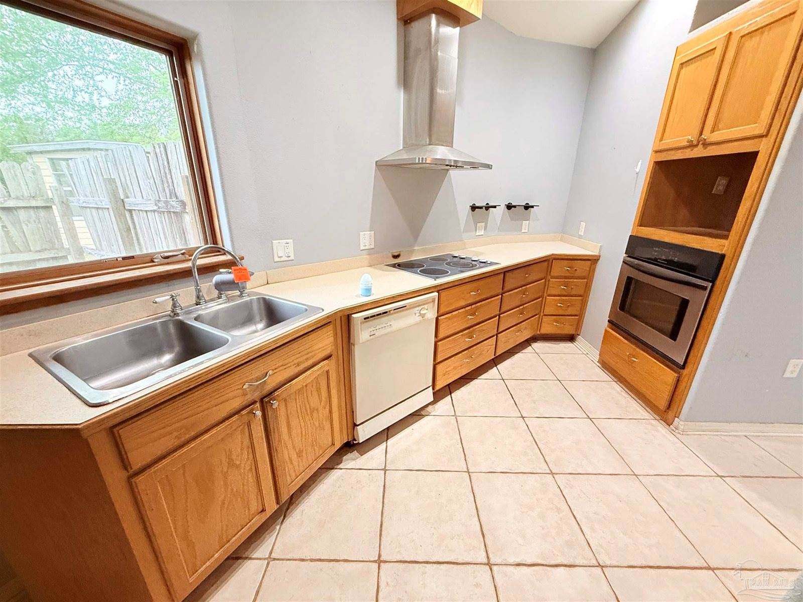 11307 Boundary Line Rd, Milton, FL 32583