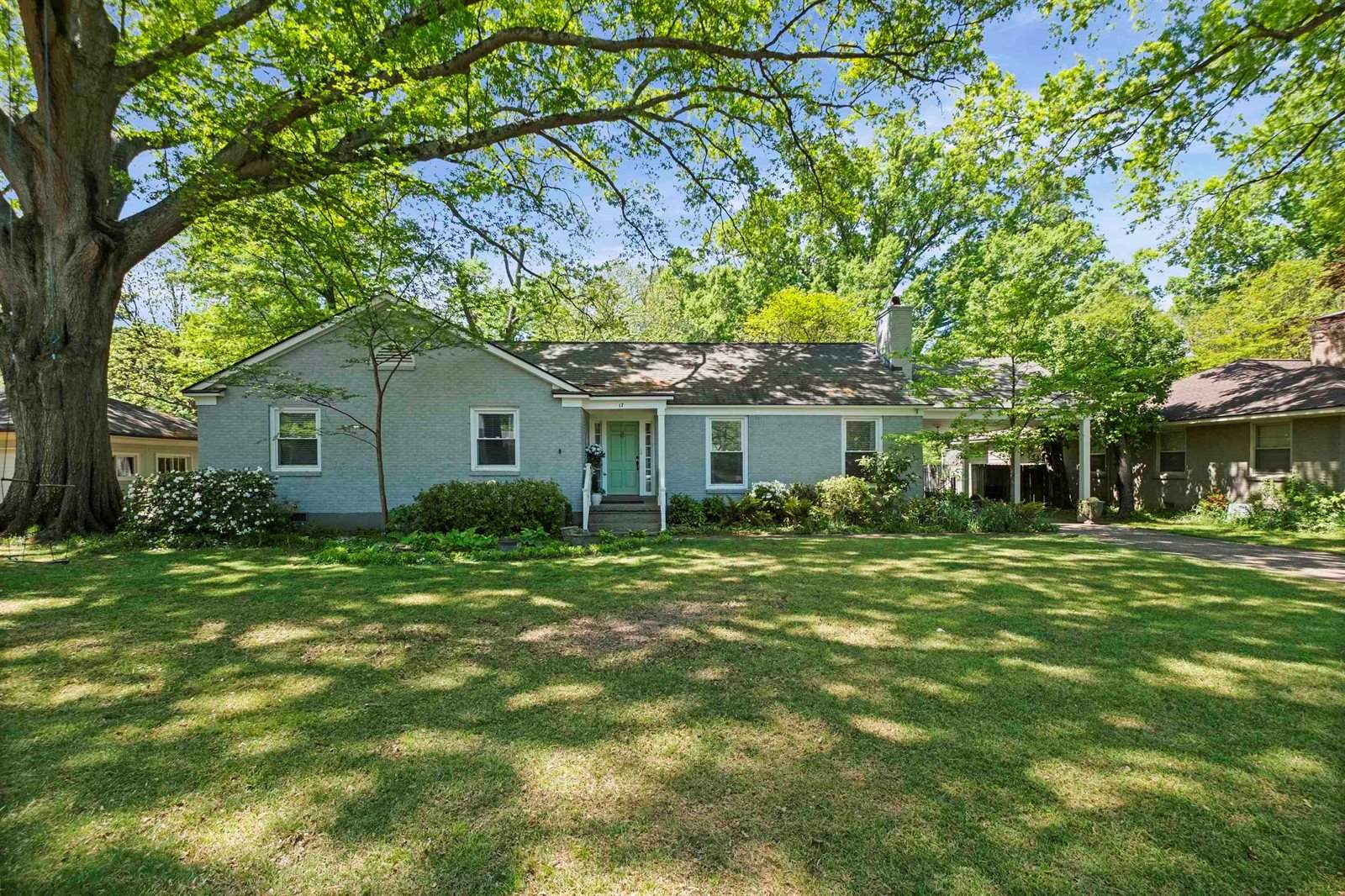 17 Mary Ann Dr, Memphis, TN 38117
