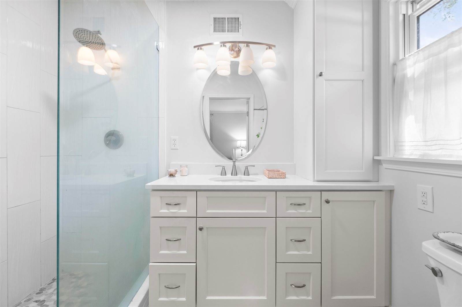 17 Mary Ann Dr, Memphis, TN 38117