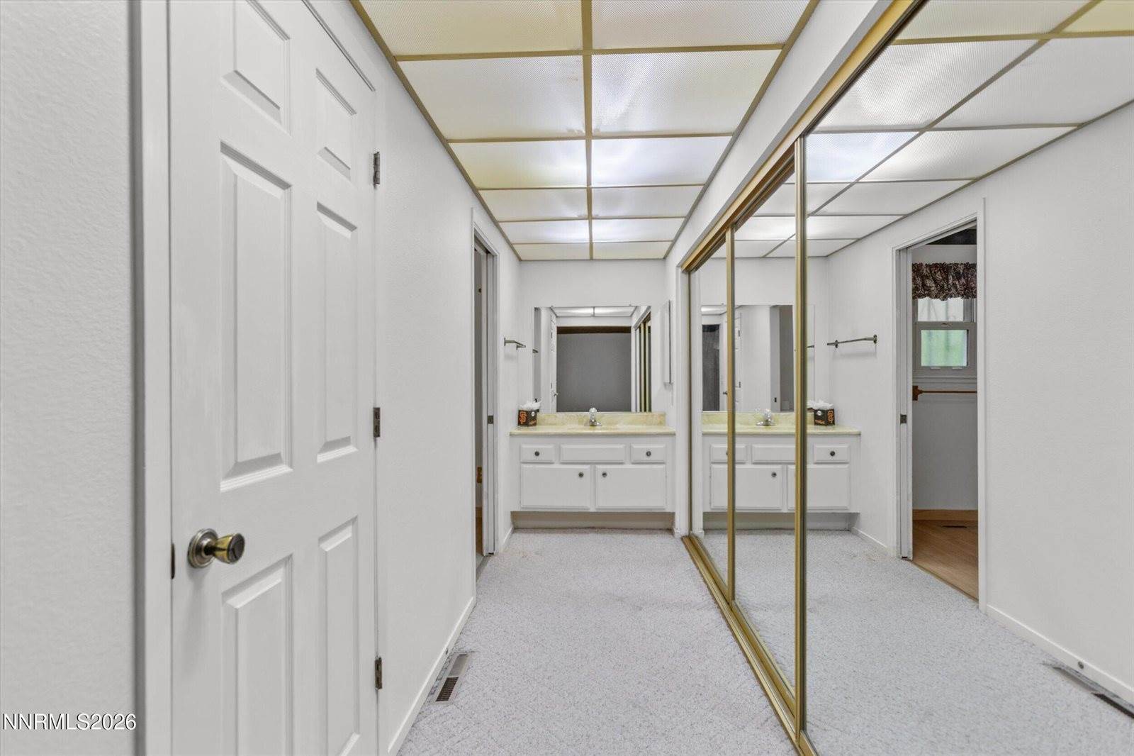 4960 Lakeside Drive, Reno, NV 89509