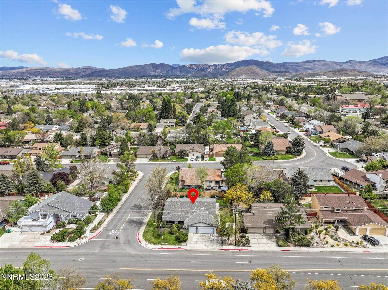 4960 Lakeside Drive, Reno, NV 89509