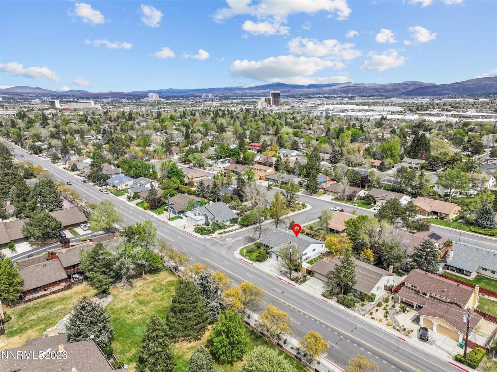 4960 Lakeside Drive, Reno, NV 89509