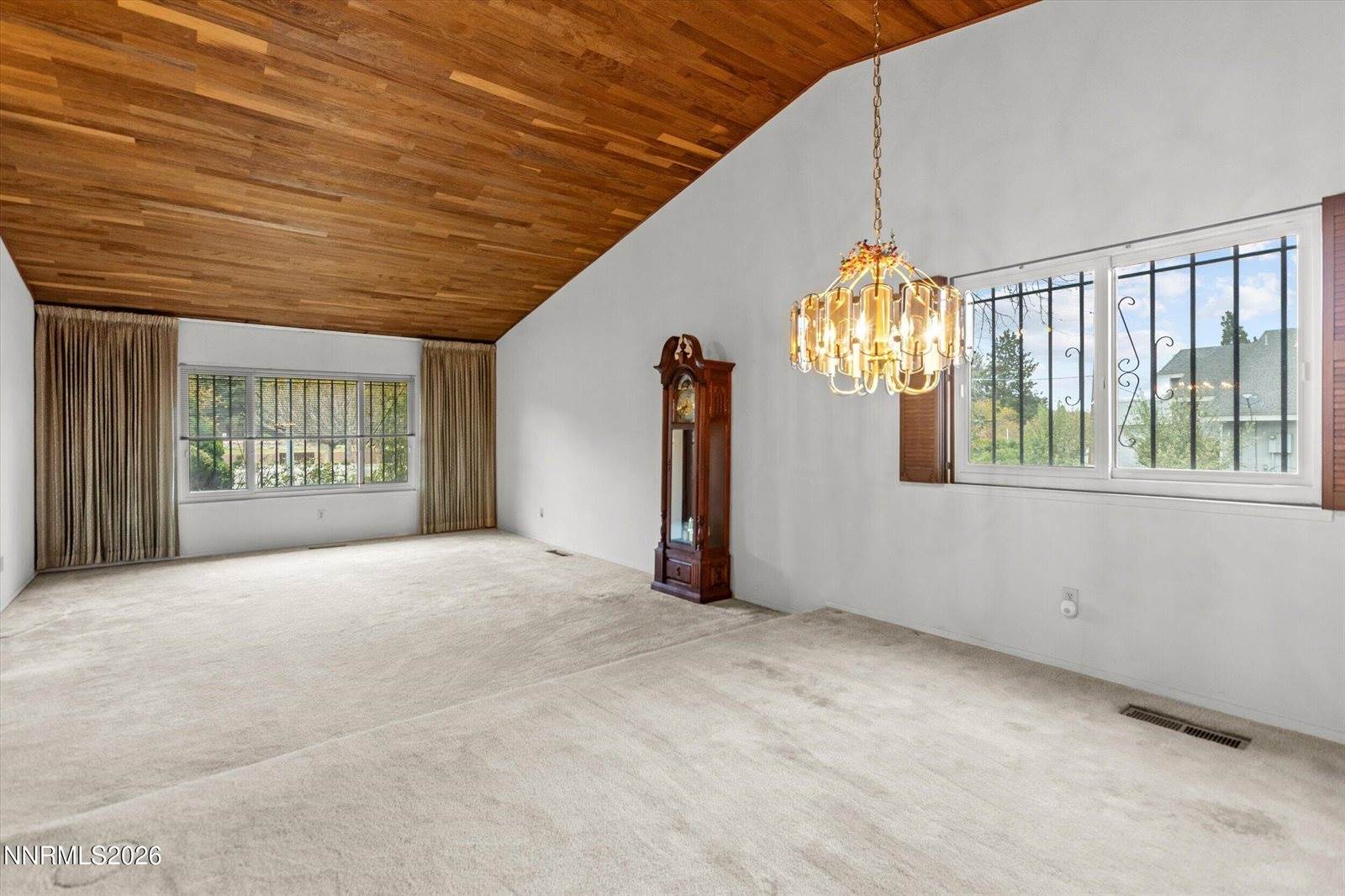 4960 Lakeside Drive, Reno, NV 89509