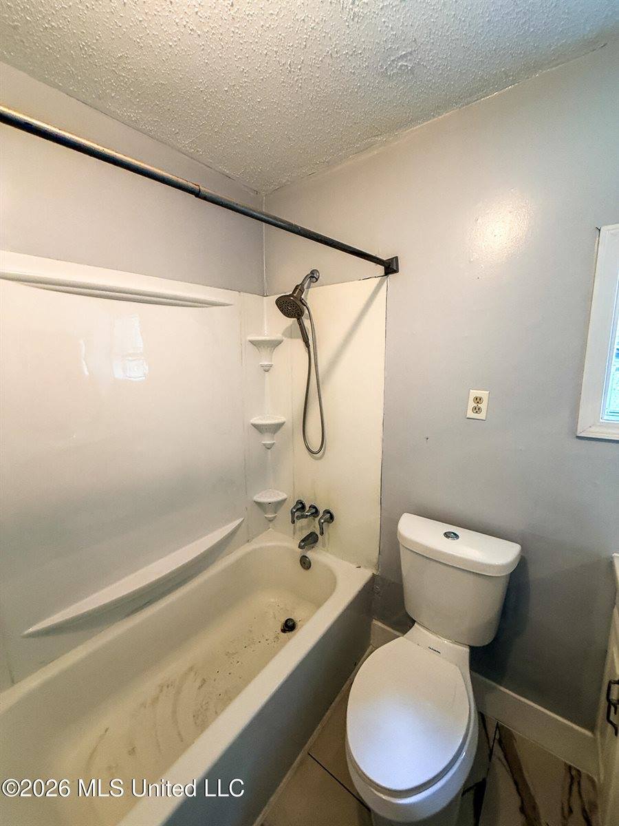 143 Maple Street, Florence, MS 39073