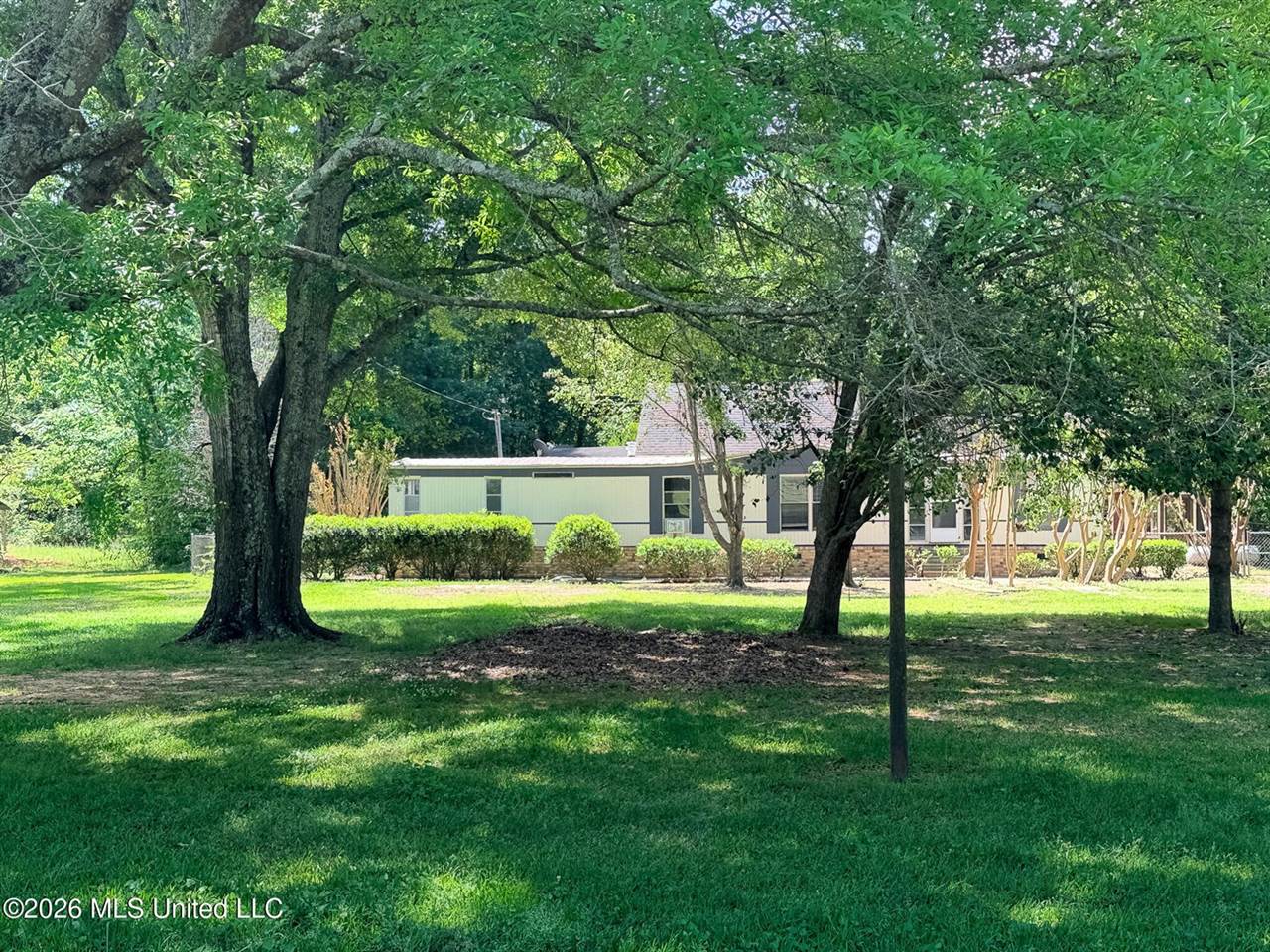 143 Maple Street, Florence, MS 39073