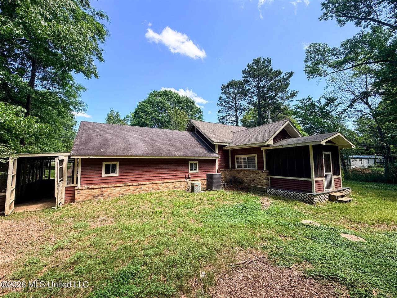 143 Maple Street, Florence, MS 39073