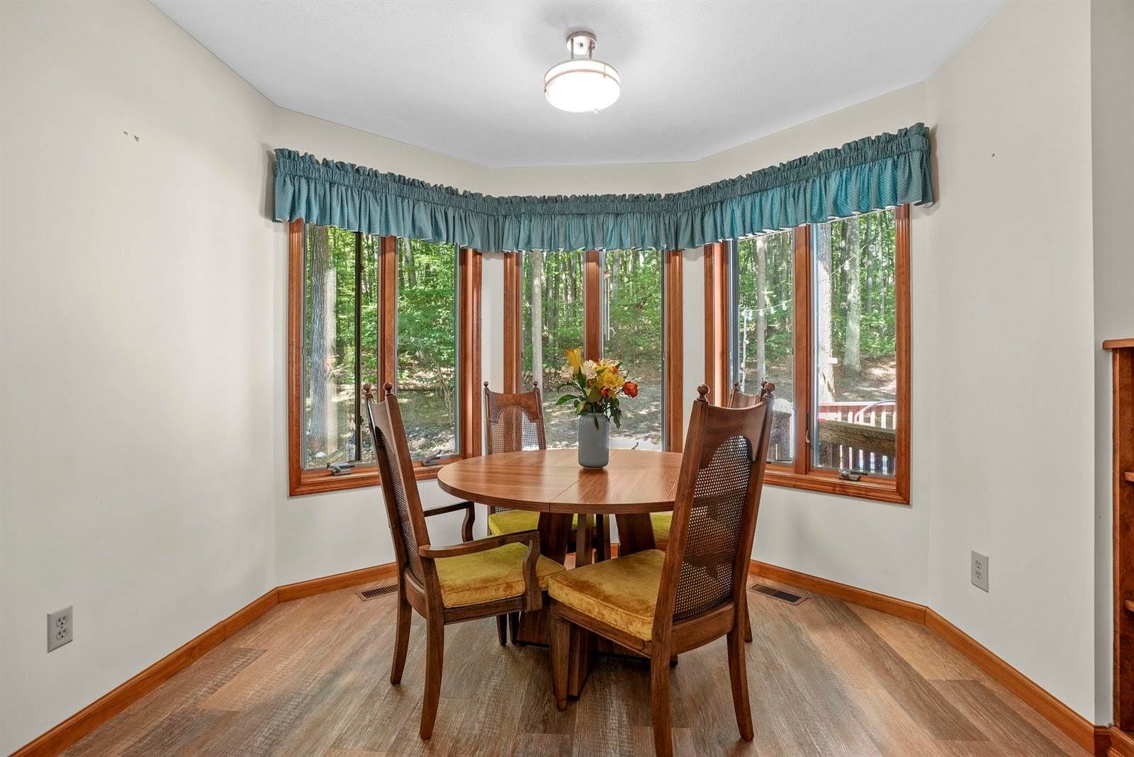 8675 North Loxley Road, Roscommon, MI 48653