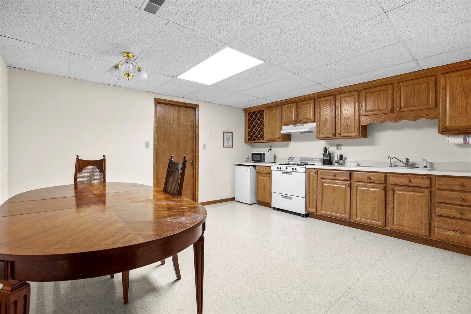 8675 North Loxley Road, Roscommon, MI 48653