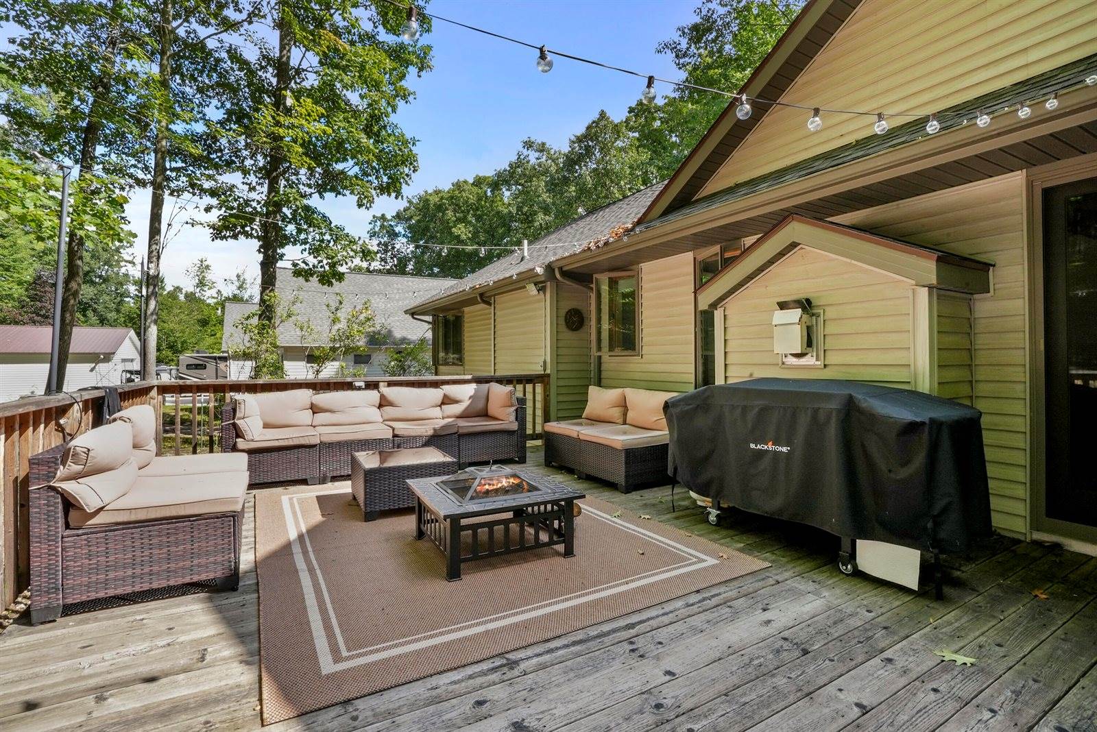 8675 North Loxley Road, Roscommon, MI 48653