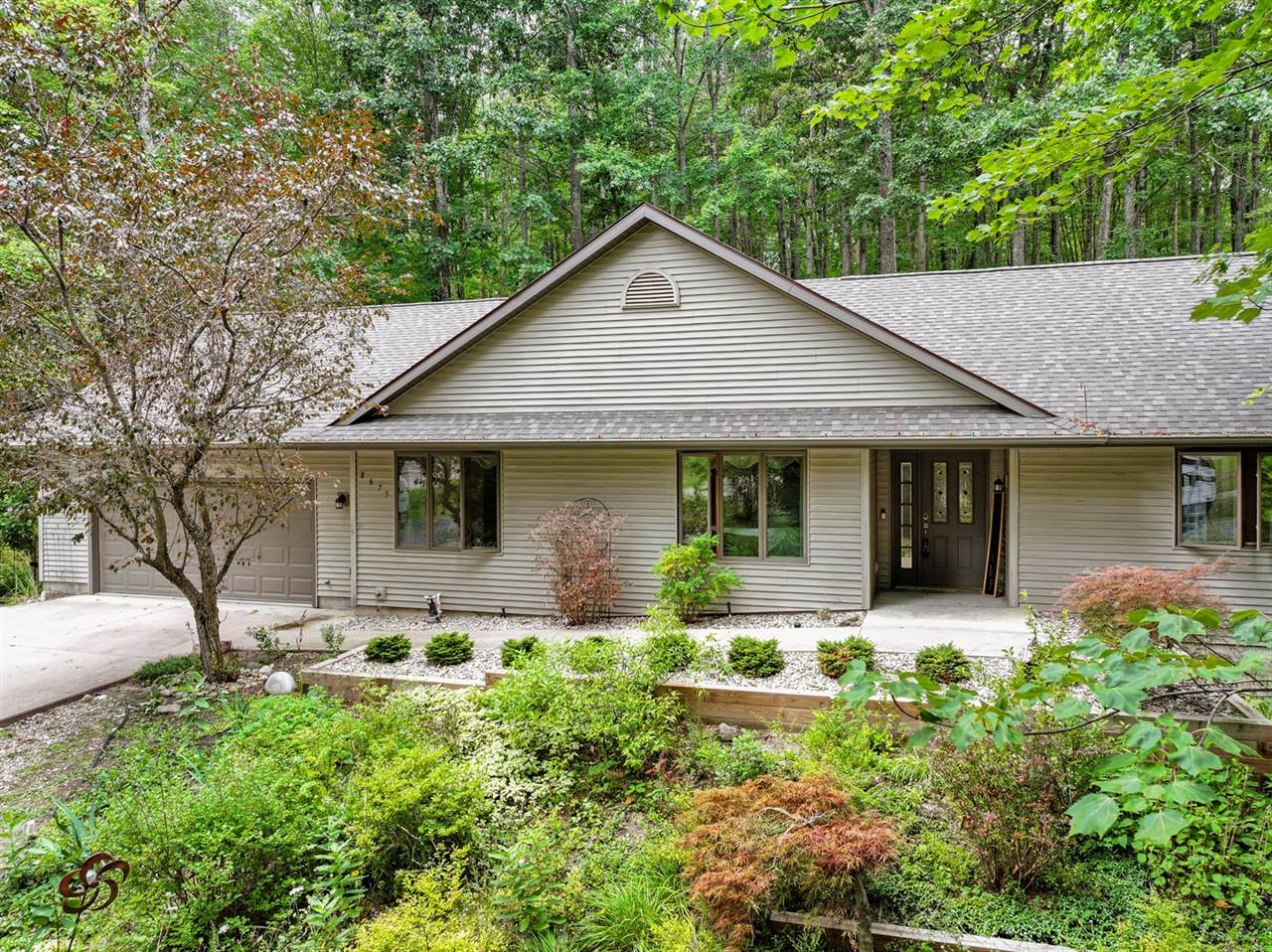8675 North Loxley Road, Roscommon, MI 48653