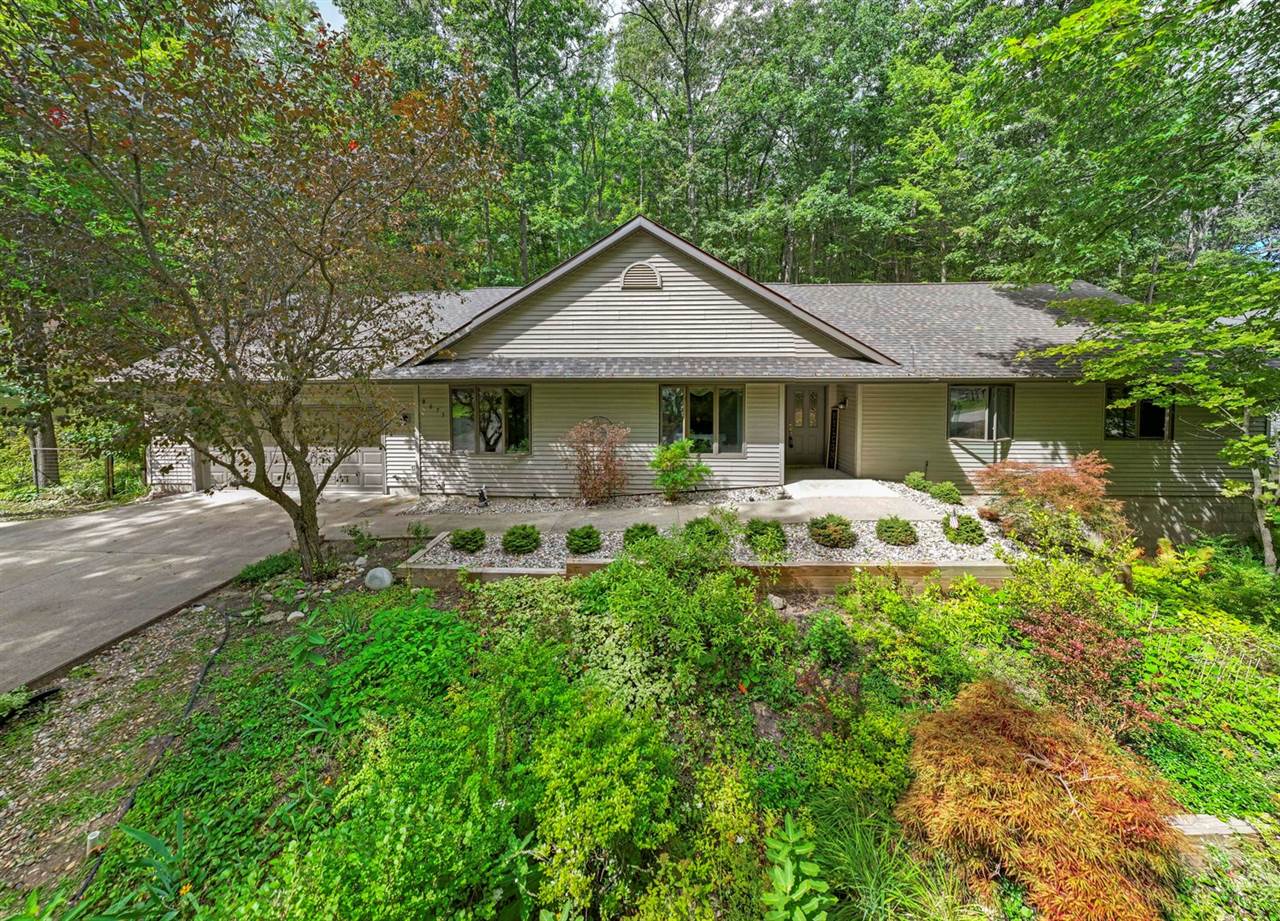 8675 North Loxley Road, Roscommon, MI 48653